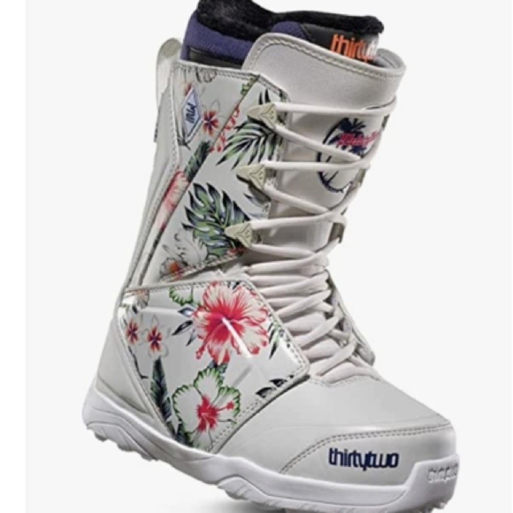 Thirtytwo BOA women’s snowboard boots floral size 6